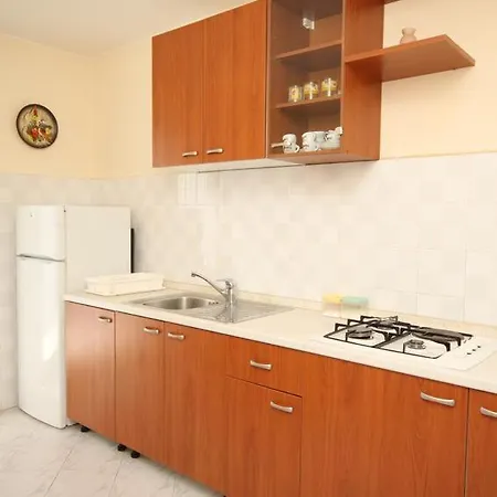 Apartment With A Parking Space - 7172