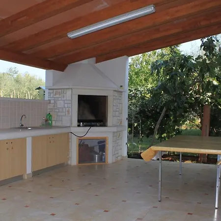 Apartament With A Parking Space - 7172 Umag